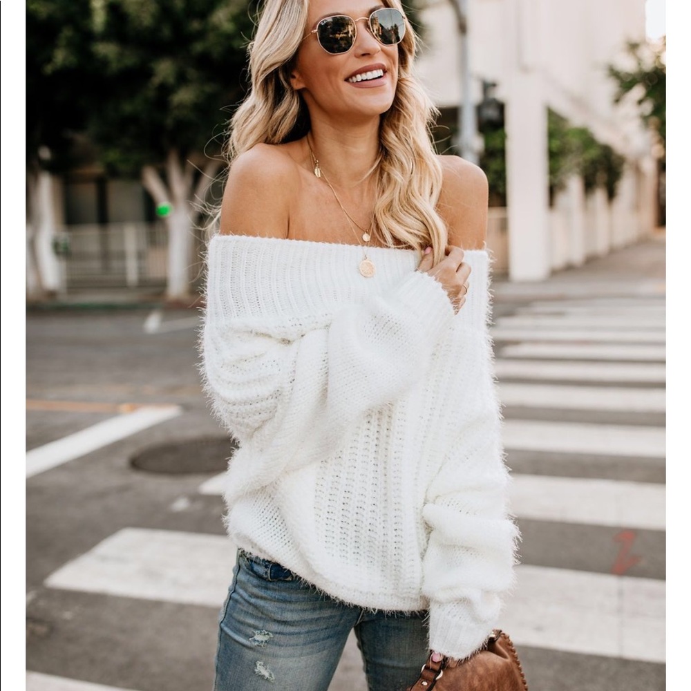 LAST 1️⃣ Pillow Talk Soft Off Shoulder Sweater - Picture 2 of 7